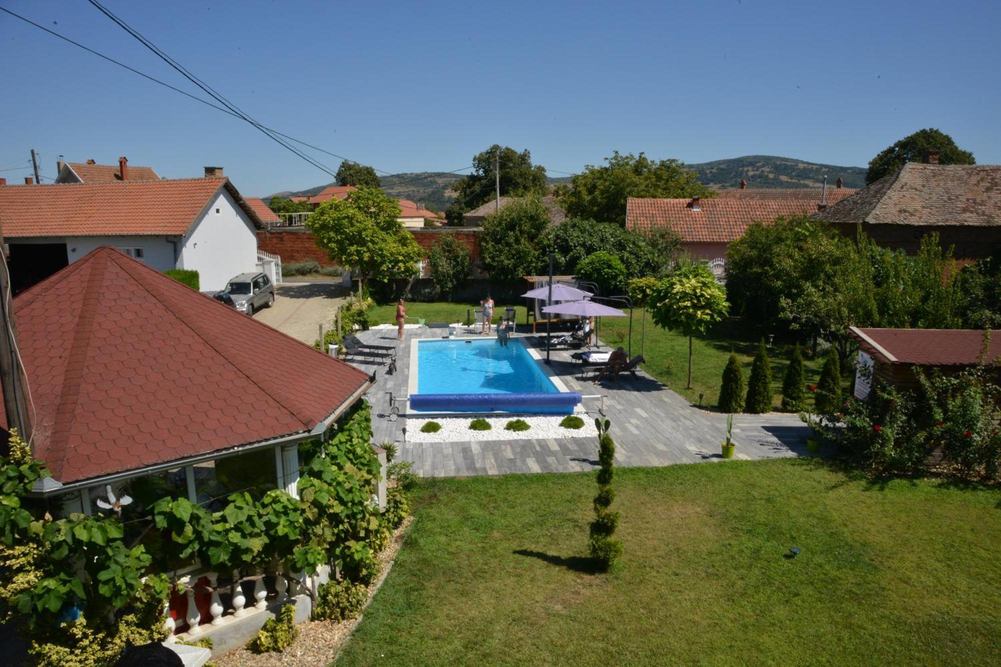 Sobe Djurdjevic Hotel Zatonje Exterior foto
